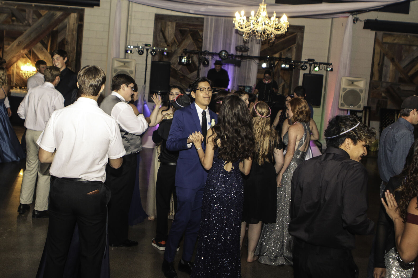 PHOTOS: Weborg 21 Centre Prom
